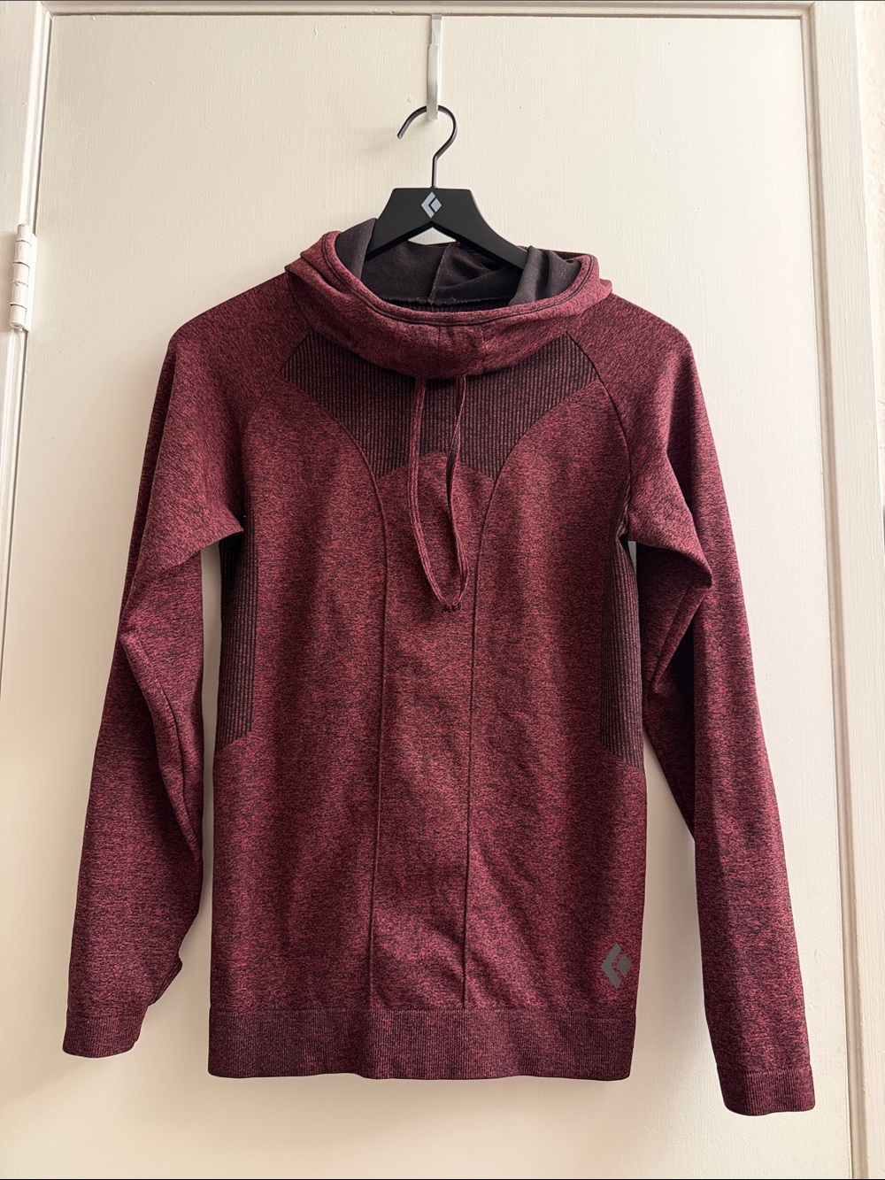Black Diamond Women's Hoodie in Maroon